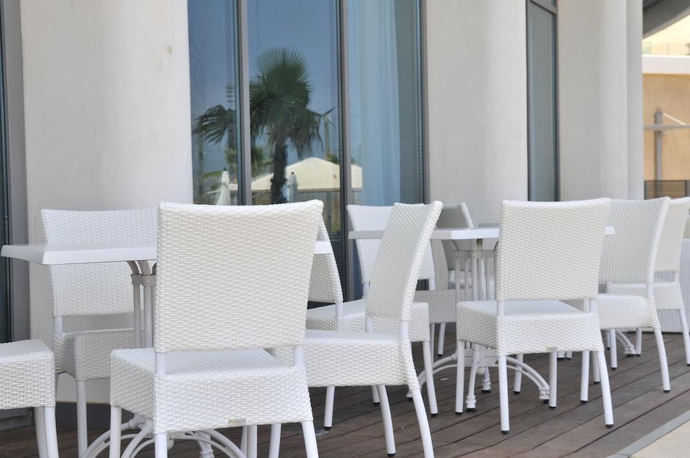 Play Hatzuk Beach Tel Aviv Luaran gambar
