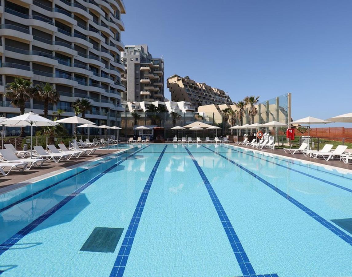 Play Hatzuk Beach Tel Aviv Luaran gambar